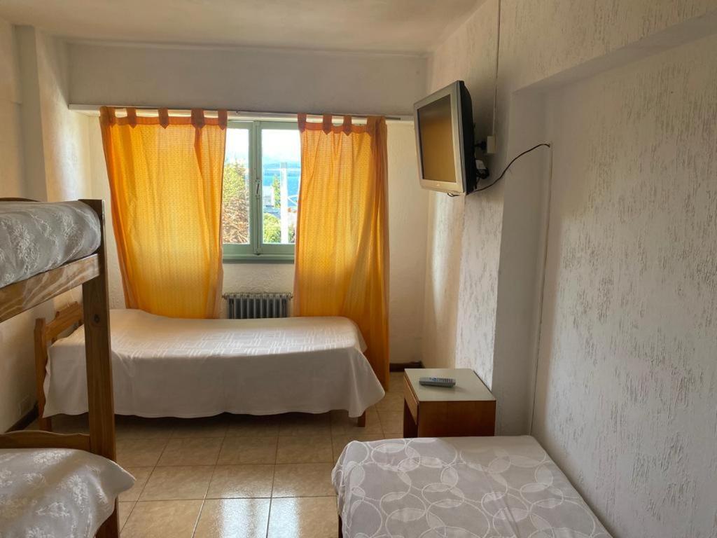 Alojamiento Curru Leuvu Bariloche 호텔 외부 사진